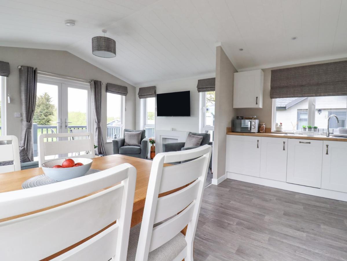36 Bucklesham Park Villa Ipswich Eksteriør billede