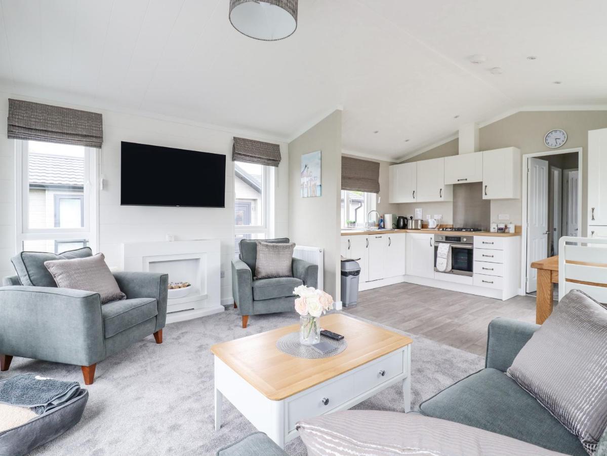 36 Bucklesham Park Villa Ipswich Eksteriør billede